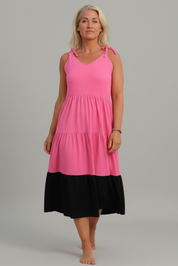 Rosa & Svart Klänning Solby Pink & Black