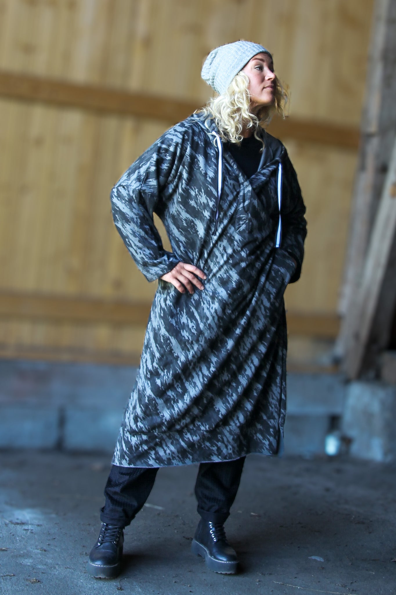 Grijze patroon hoodie jurk Kokomo zwart grijs