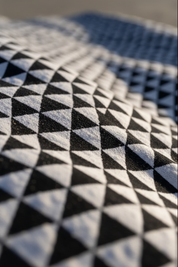 NÄRBILD - Detaljer på triangelmönstret