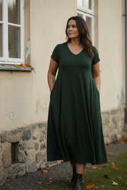 Ren höstbild med mörkgrön Ballerina-klänning
