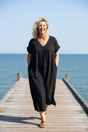 Roxy blond brygga gående